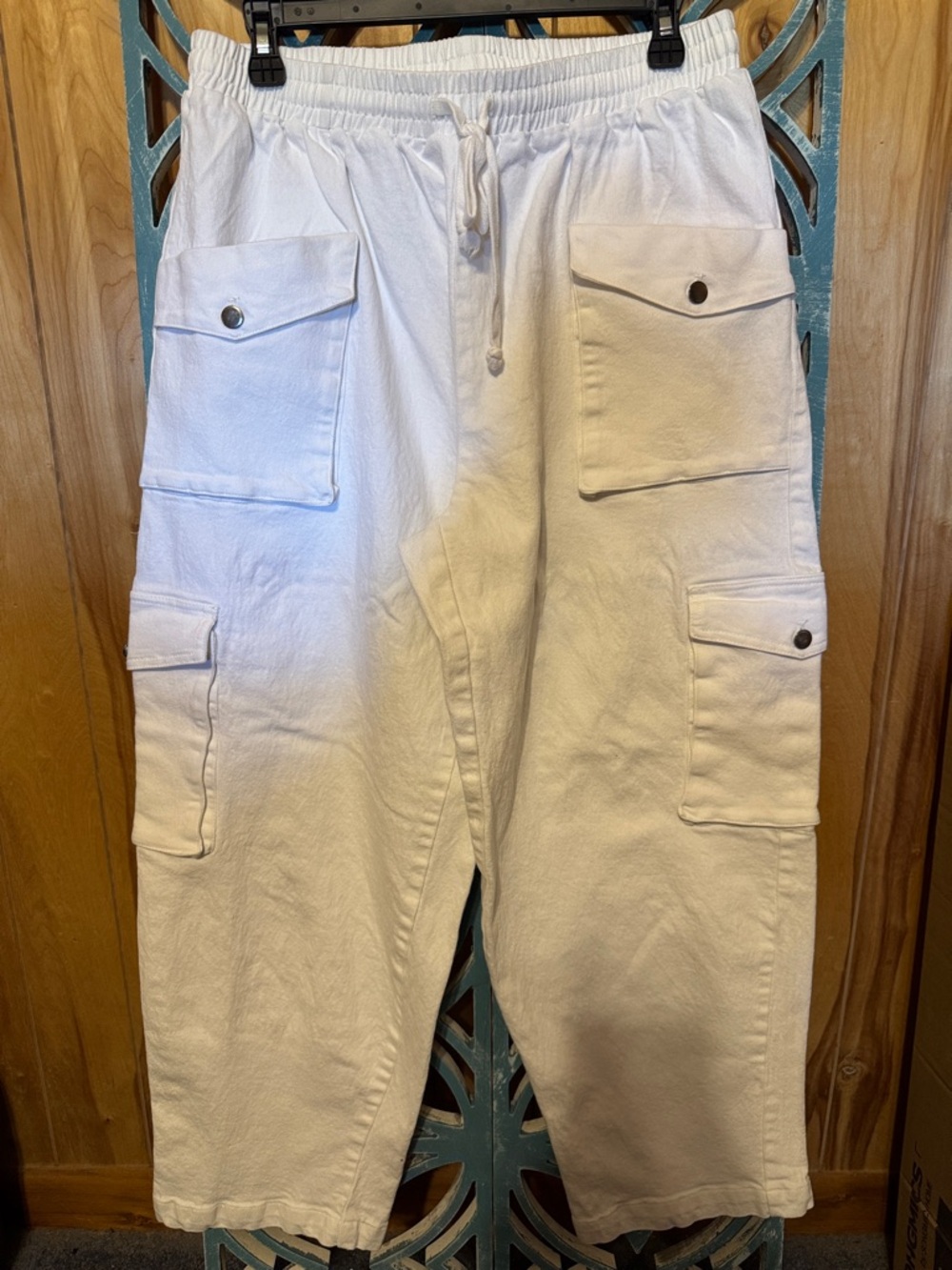 JODIFL White Cropped Cargo Pants